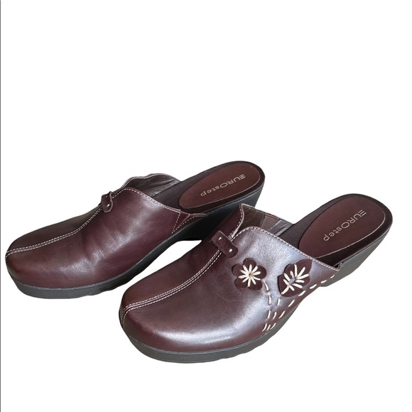 Eurostep‎ Brown Leather with Embroidered Clog Size: 9 - Picture 1 of 9
